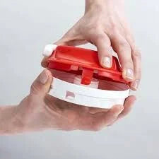 Tupperware SuperSonic Chopper Small + vintage spatel
