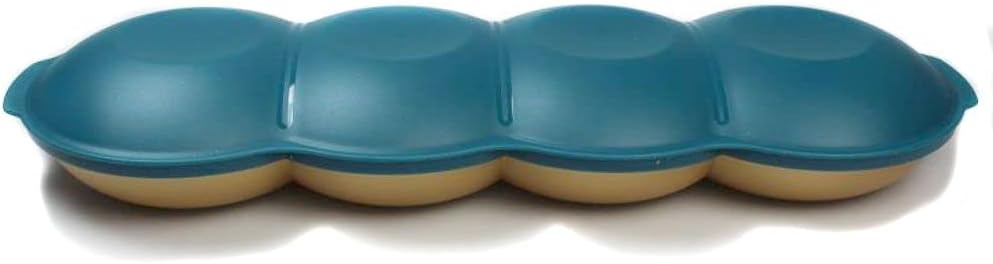 Blauwe en beige keukengadget voor opbergen of serveren van snacks of ingrediënten
