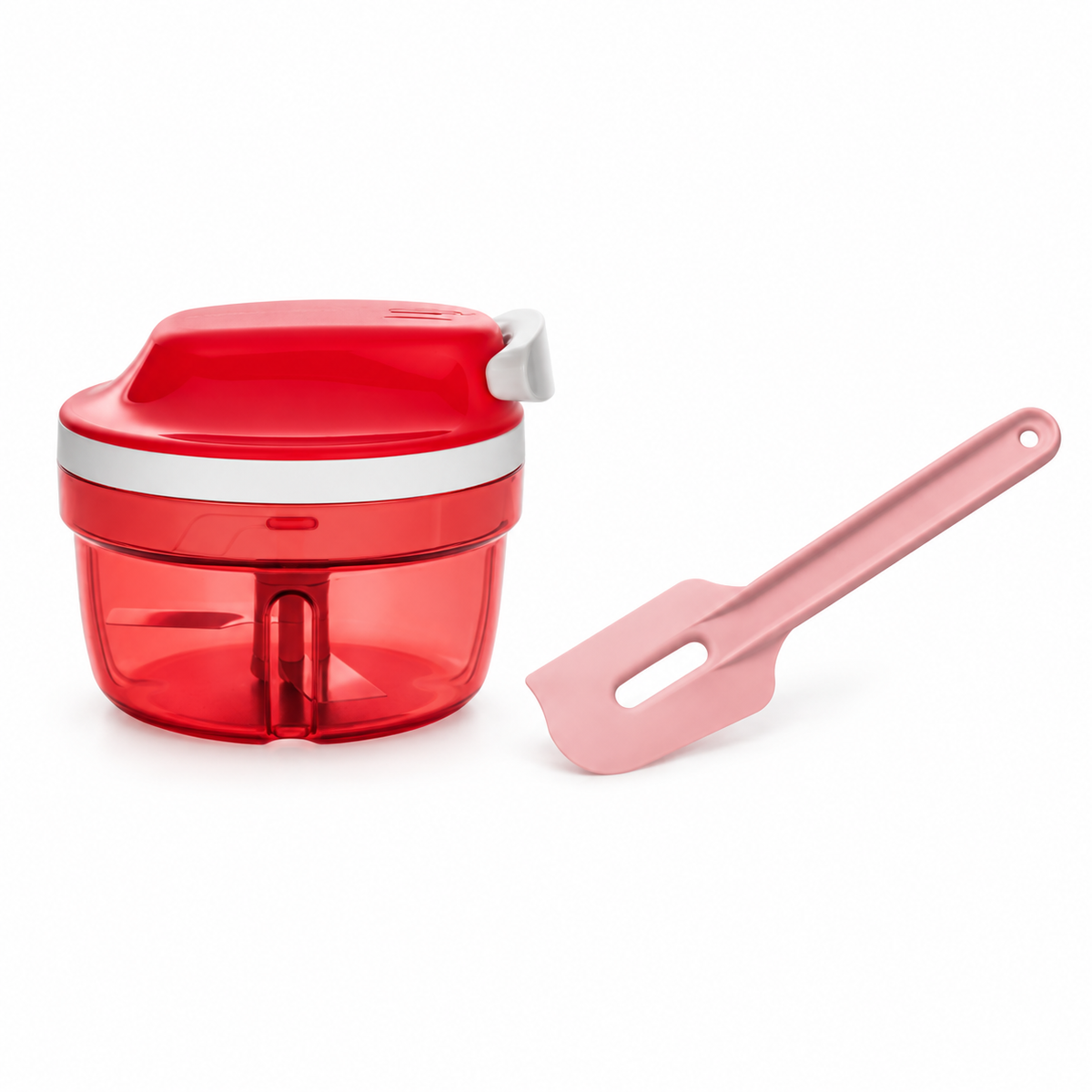 Rode Tupperware SuperSonic Chopper Small met bijbehorende roze vintage spatel op witte achtergrond.