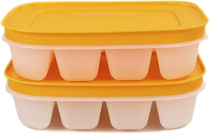 Gele ijsvormen met deksel, ideaal voor zelfgemaakte ijsblokjes en culinaire creaties in de keuken