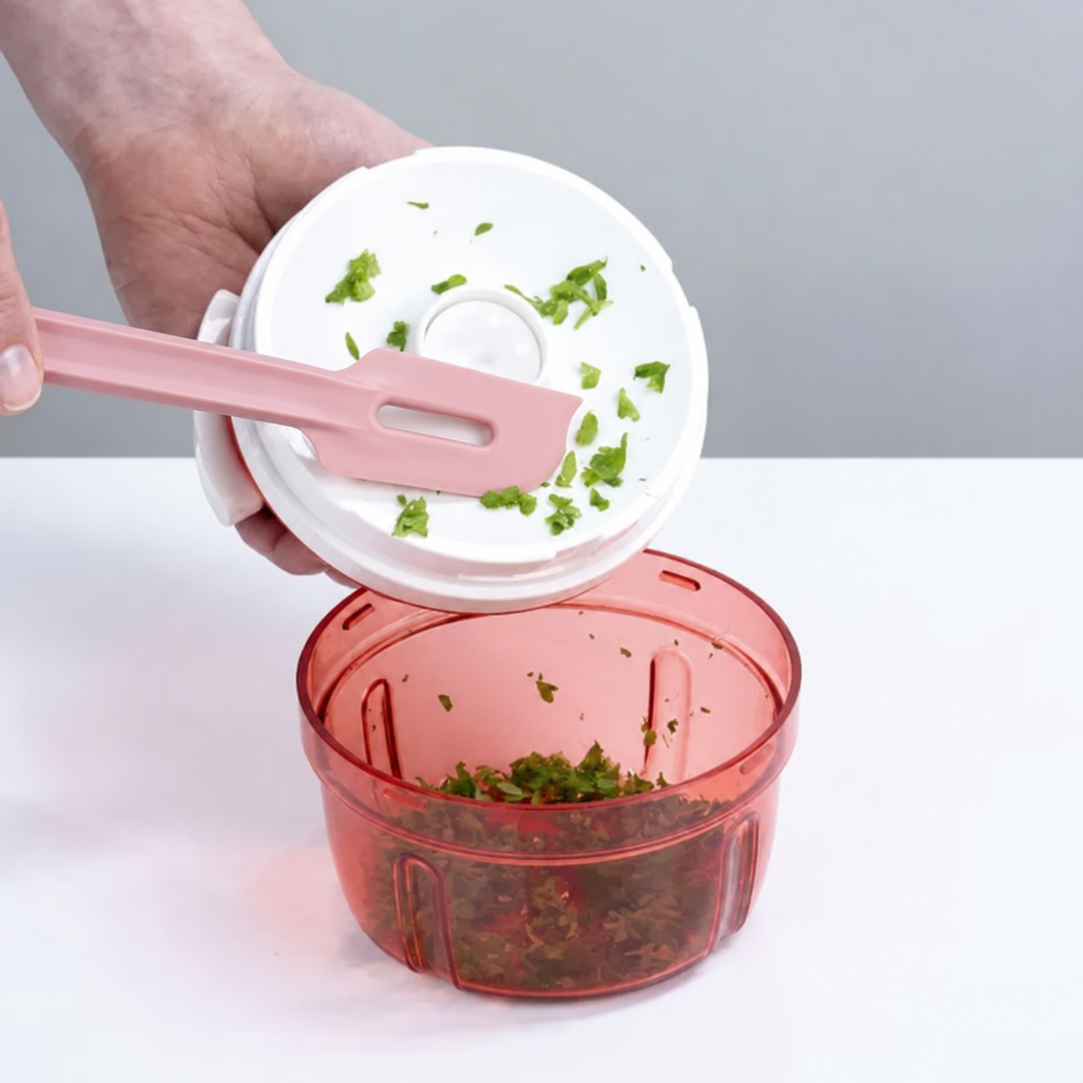 Tupperware SuperSonic Chopper Small + vintage spatel