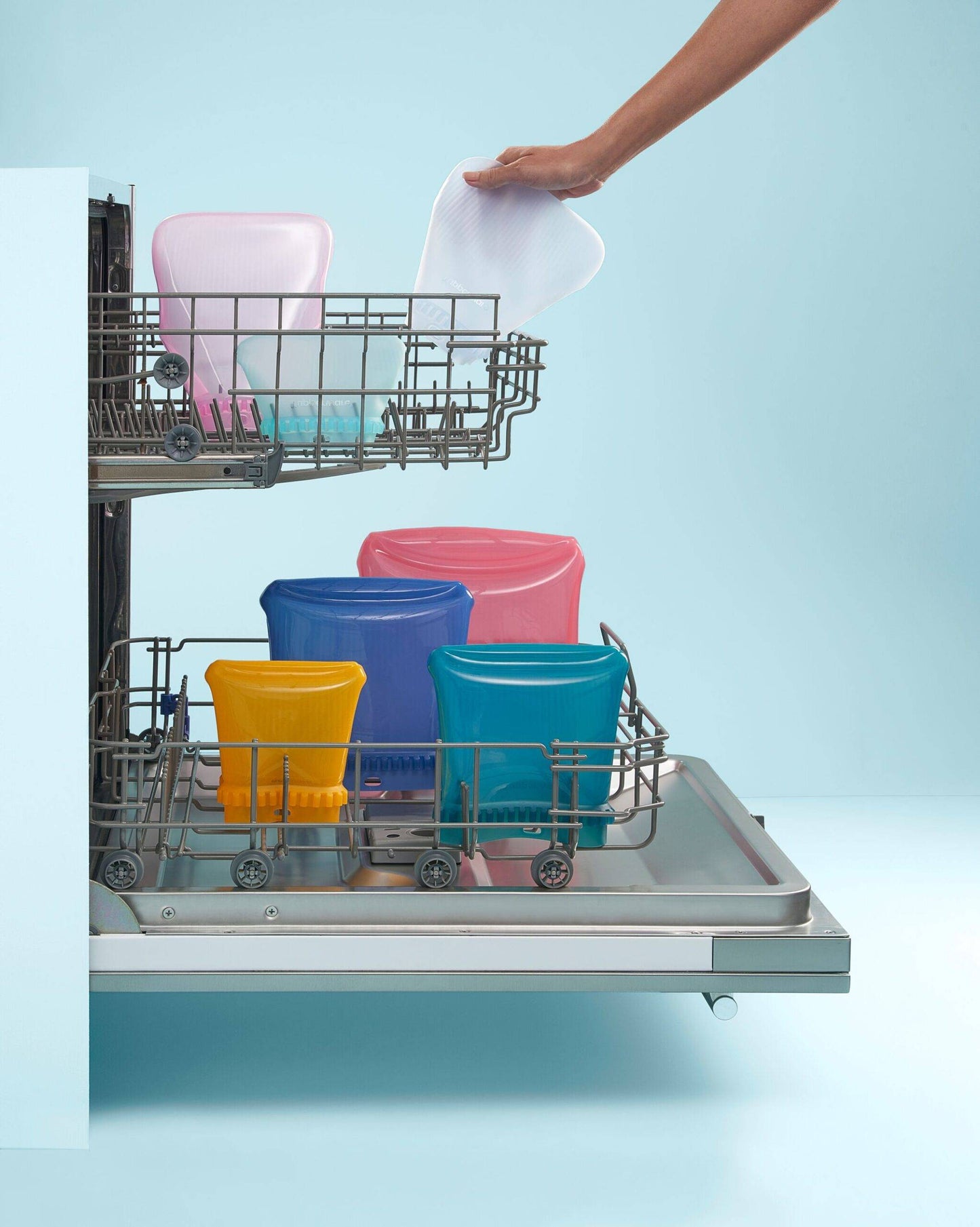 Tupperware Ultimate Silicone Bag Slim Medium - Ivonne's Kitchentools