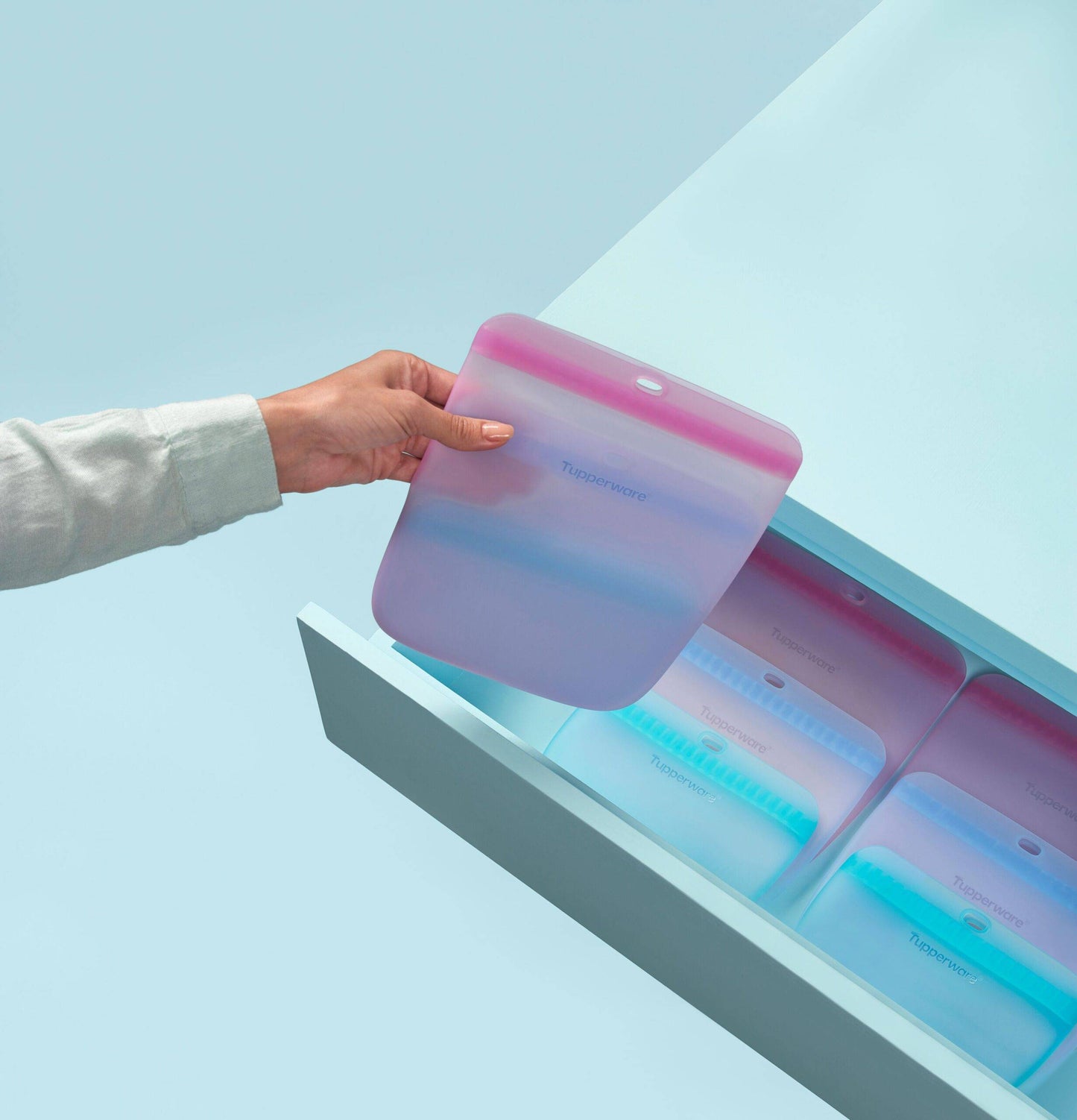 Tupperware Ultimate Silicone Bag Slim Medium - Ivonne's Kitchentools