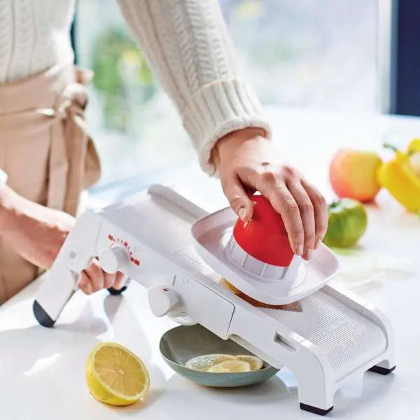 Tupperware Mando Chef / Mandoline - Ivonne's Kitchentools